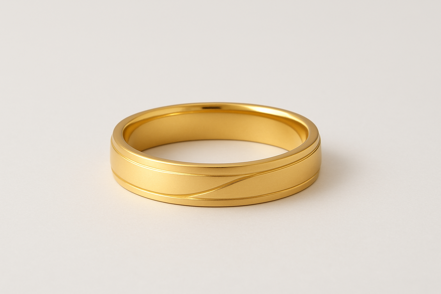 Ring lying flat